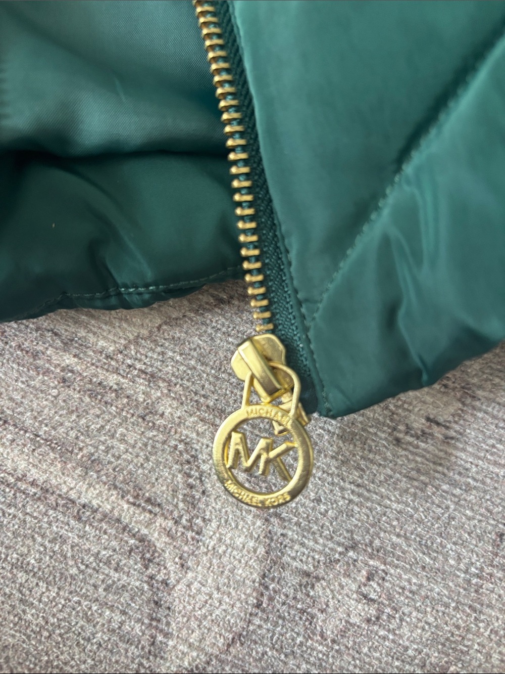 MICHAEL Michael Kors Emerald Quilted Puffer Vest - Picture 3 of 3